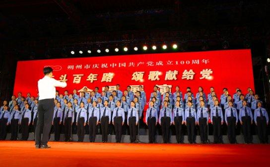 李冰冰走红毯做减法特别明智,轻装上阵显大咖风范全都高分